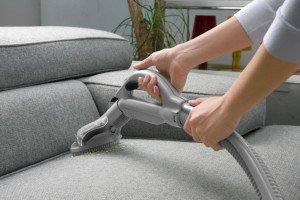 Teknik Mencuci Sofa Kain