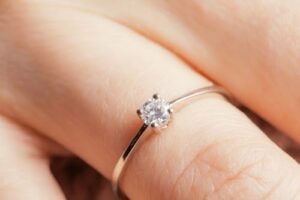 cincin kawin unik dan elegan
