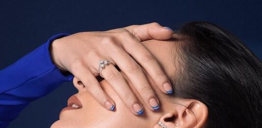 anting berlian berkualitas
