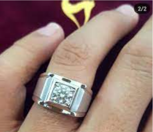 model cincin pria elegan